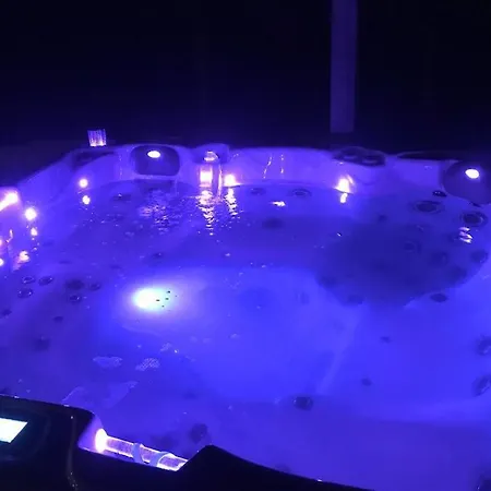 Casaloft Avec Son Jacuzzi Privatif Appartement *