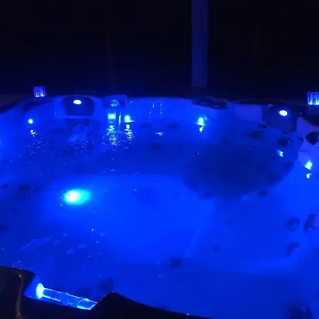 Casaloft Avec Son Jacuzzi Privatif