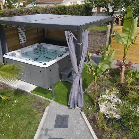 Appartement Casaloft Avec Son Jacuzzi Privatif