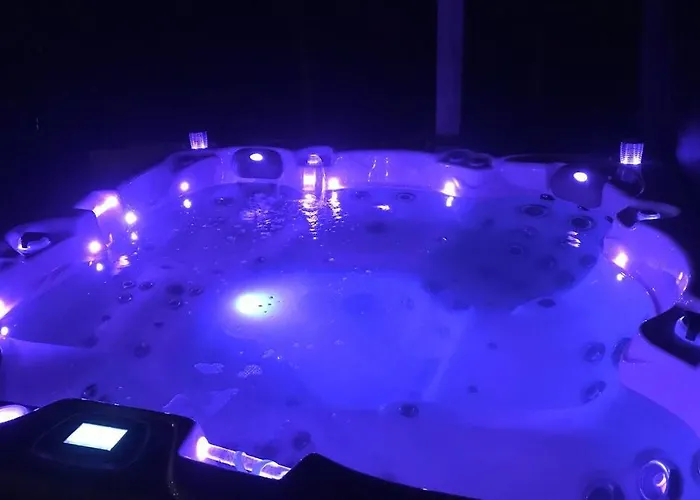 Casaloft Avec Son Jacuzzi Privatif Apartment *